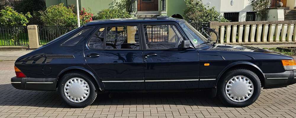 Saab 900 248.754 km 3.900 € Bremen 28209