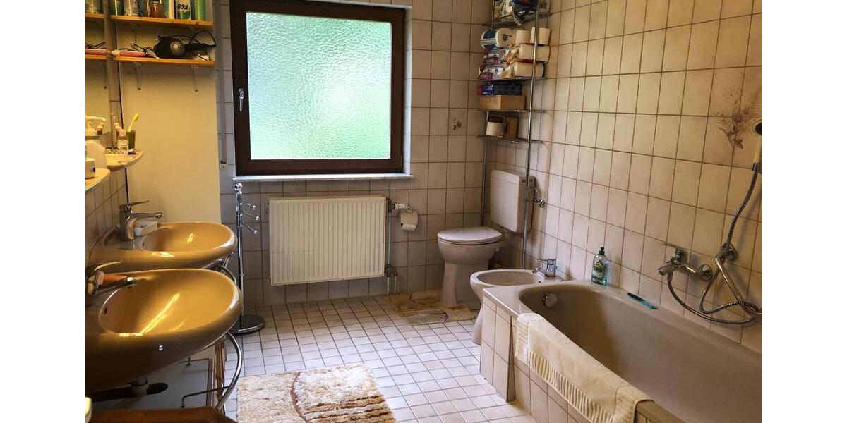 Erdgeschoßwohnung Weimar (Lahn) - 3 Zimmer, 95 m&sup2;, 330.000&euro; | Angebot:25840891