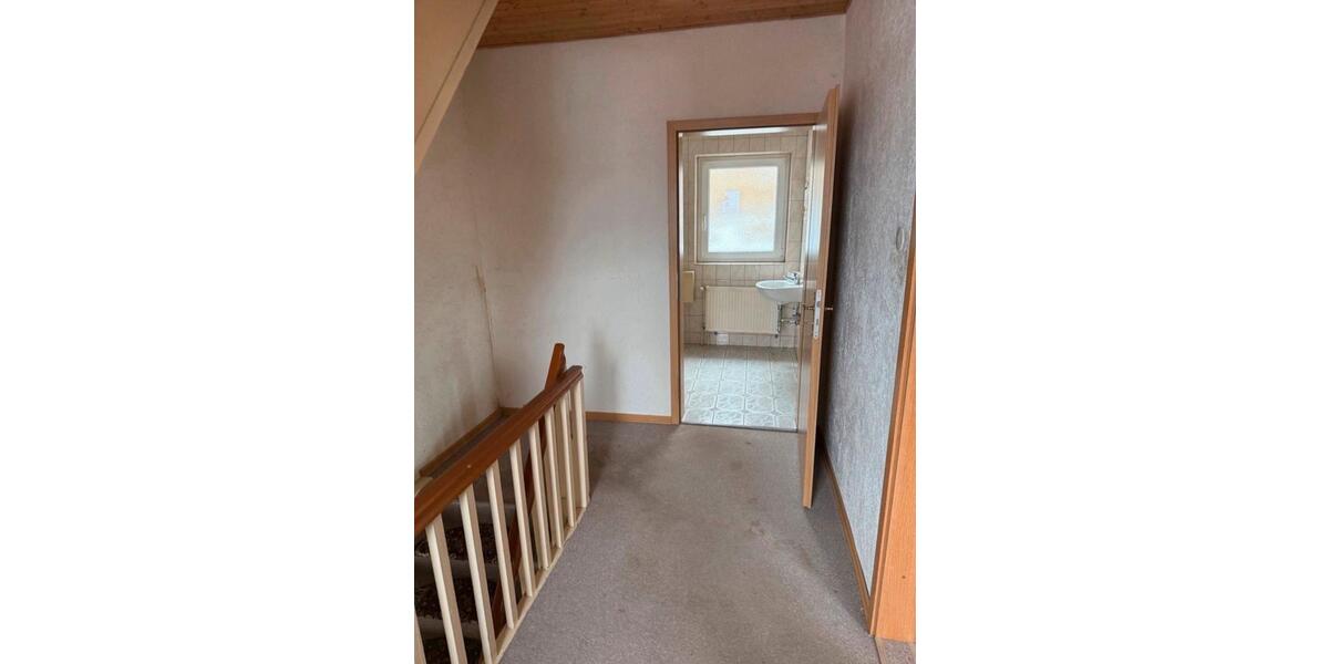 Einfamilienhaus Nürnberg Erlenstegen - 4 Zimmer, 100 m&sup2;, 129.000&euro; | Angebot:26342370