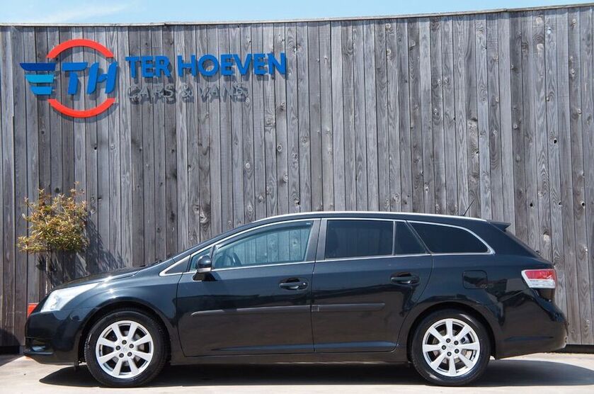 Avensis