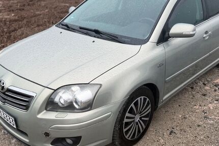 Toyota Avensis 250.000 km 1.950 &euro; Grosshabersdorf 90613