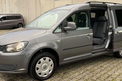 VW Caddy 211.000 km 6.400 &euro; Pforzheim 75181