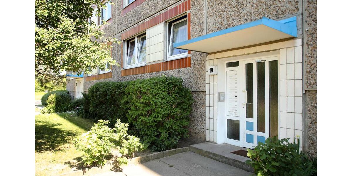 Etagenwohnung Neubrandenburg Datzeberg - 4 Zimmer, 76 m&sup2;, 263&euro; | Angebot:25803267