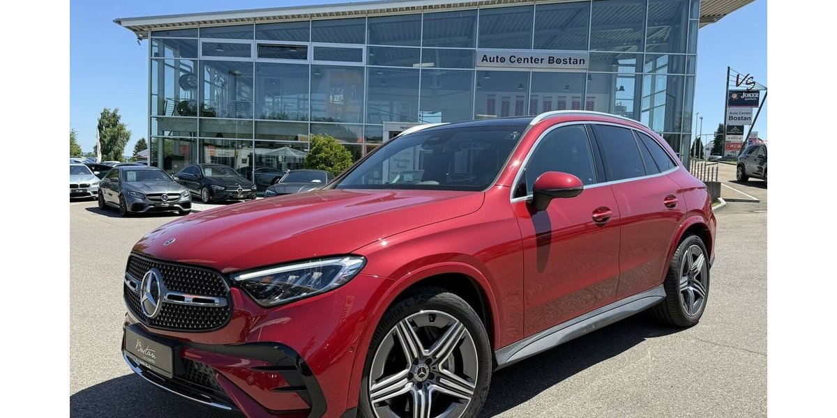 Mercedes-Benz GLC 300 d AMG/PANORAMA/4-MATIC/NAVI/MBUX/1.HAND 39.620 km 49.900 &euro; Villingen-Schwenningen 78054