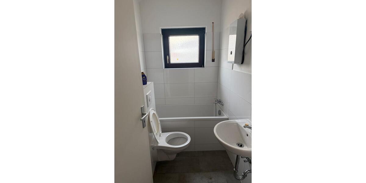 Etagenwohnung Pohlheim - 2 Zimmer, 85 m&sup2;, 1.050&euro; | Angebot:26337427