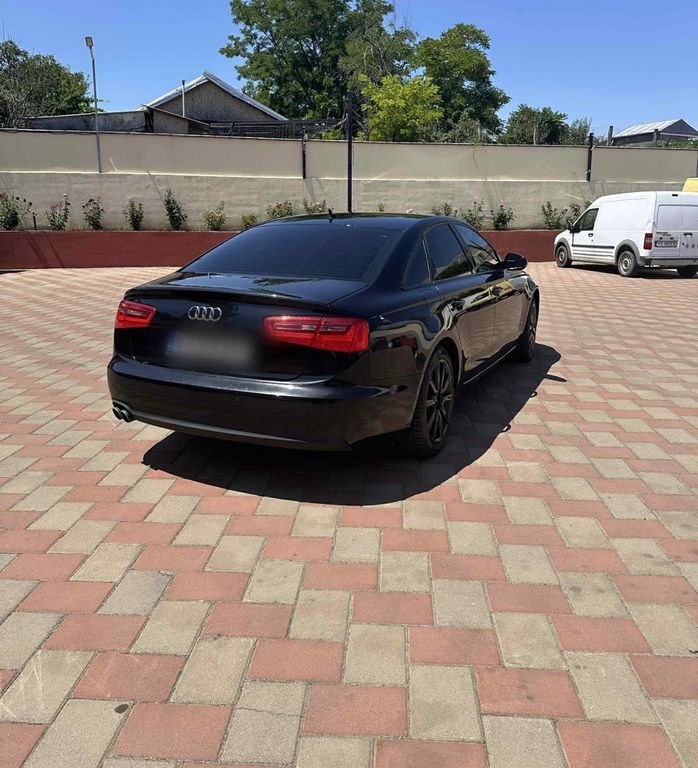 Audi A6 210.000 km 10.500 € Bad fussing 94072
