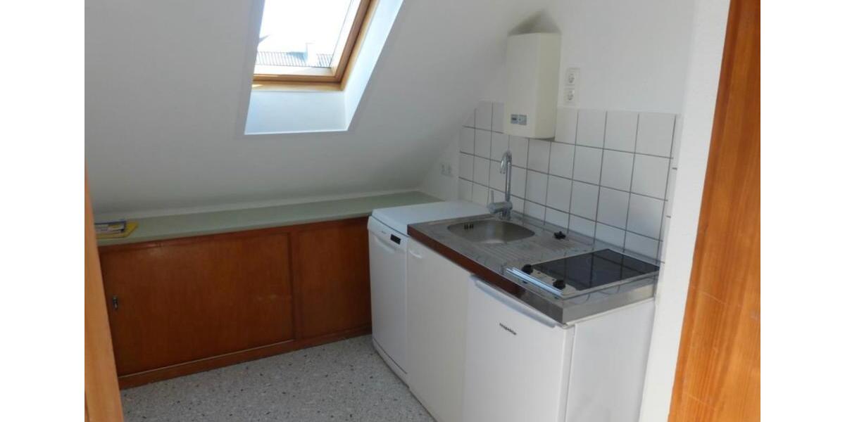 Dachgeschoßwohnung Ingelheim am Rhein - 2 Zimmer, 40 m&sup2;, 650&euro; | Angebot:26350354