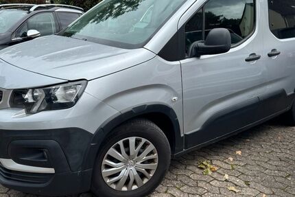 Peugeot Rifter 318.000 km 9.450 € Nürnberg 90453