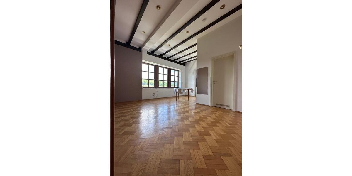 Villa Bad Driburg - 12 Zimmer, 430 m&sup2;, 698.000&euro; | Angebot:22989078