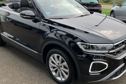 VW T-Roc 14.707 km 30.900 € Sasbach 77880