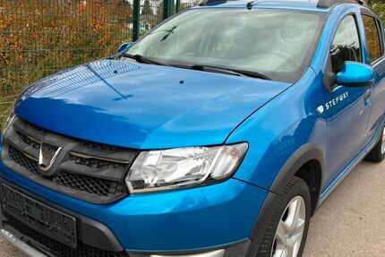 Dacia Sandero 99.900 km 4.500 &euro; Berlin 12524