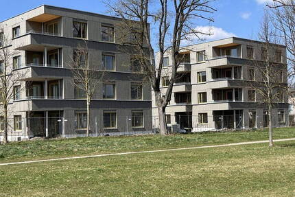Helle 2 Zimmer Wohnung mit großer Loggia am Sheridanpark