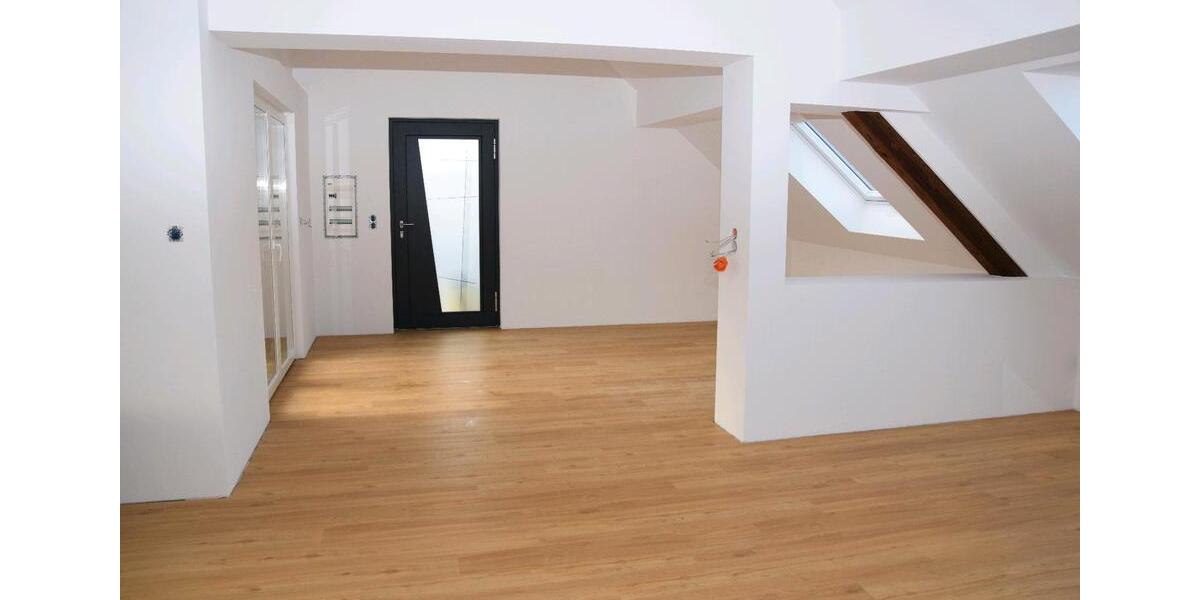 Loft - Studio - Atelier Petersberg - 4 Zimmer, 100 m&sup2;, 368.000&euro; | Angebot:23597304