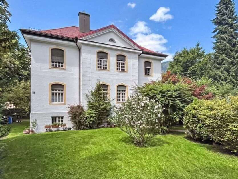 Haus zum Kaufen in Bad Reichenhall 1.800.000 € 234.8 m²