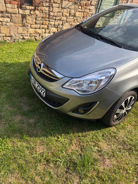 Opel Corsa 53.300 km 4.800 € Berlin 13585