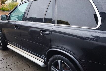 Volvo XC90 225.300 km 15.999 € Löhne 32584