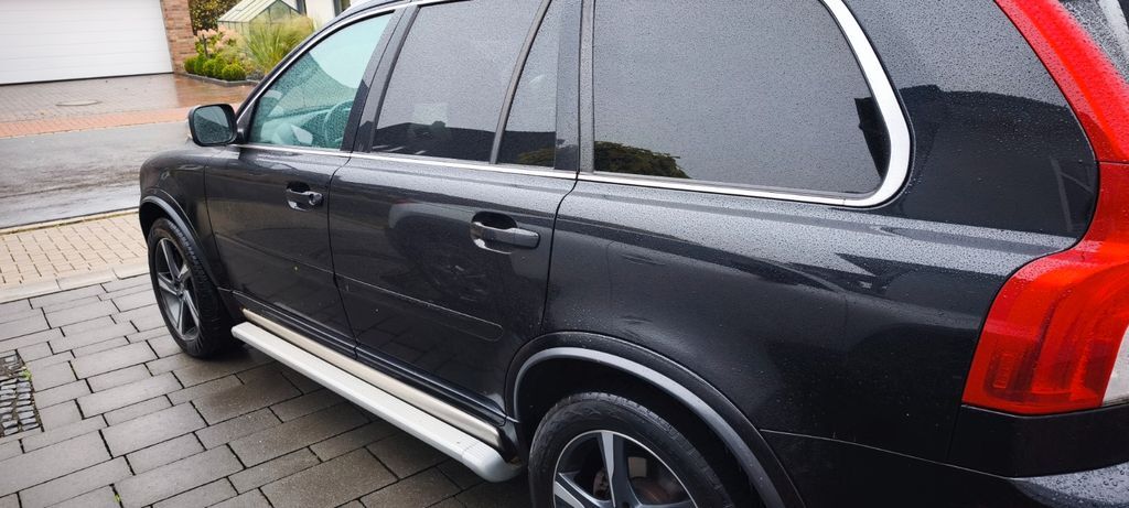 Volvo XC90 225.300 km 15.999 € Löhne 32584