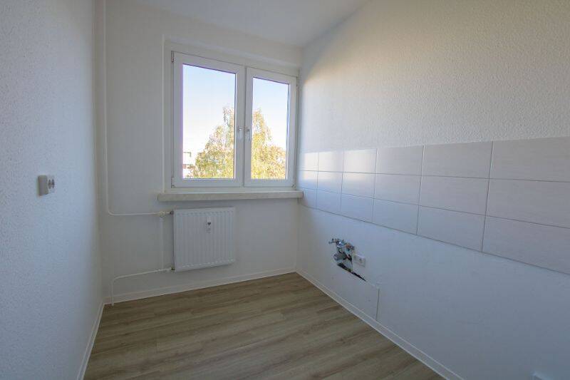 Etagenwohnung Halle (Saale) Silberhöhe - 2 Zimmer, 43 m&sup2;, 210&euro; | Angebot:26437271