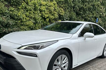 Toyota Mirai 141.000 km 8.490 &euro; Wuppertal 42281