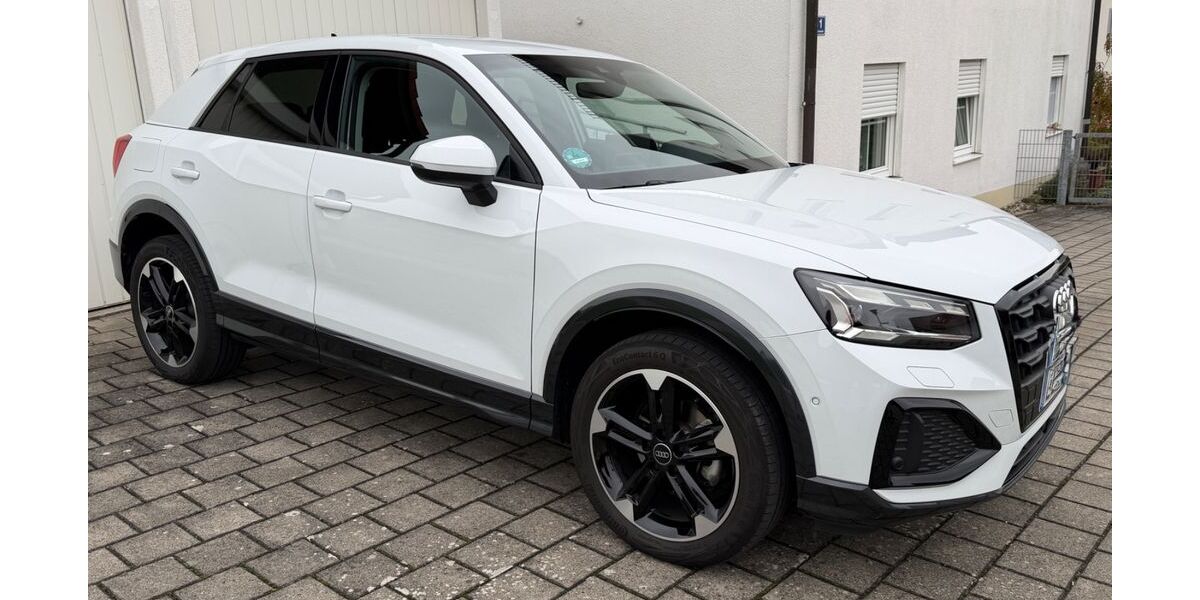 Audi Q2 33.000 km 27.900 &euro; Großmehring 85098