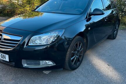 Opel Insignia 164.000 km 5.700 &euro; Neuss 41472