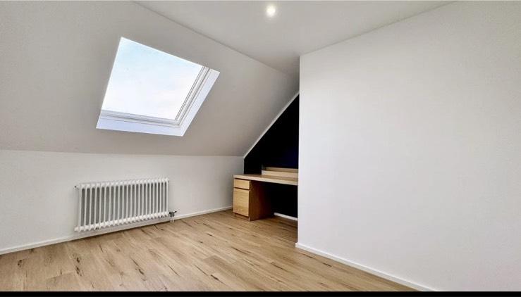 Reihenhaus Ratingen Hösel - 5 Zimmer, 140 m&sup2;, 1.800&euro; | Angebot:25877011