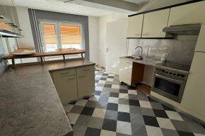 Einfamilienhaus Eschwege Oberhone - 6 Zimmer, 167 m&sup2;, 2.200&euro; | Angebot:21671099