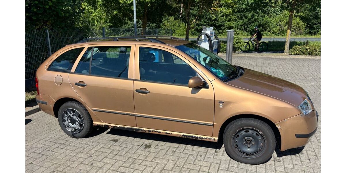 Skoda Fabia 218.000 km 1.490 &euro; Helmstedt 38350