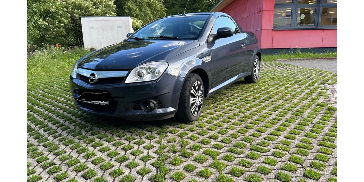 Opel Tigra 113.830 km 3.000 &euro; Albstadt 72461