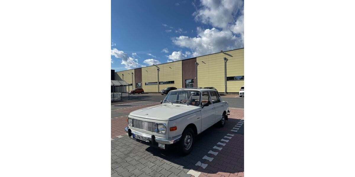 Wartburg 353 53.000 km 10.000 &euro; Berlin 13156
