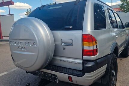 Opel Frontera