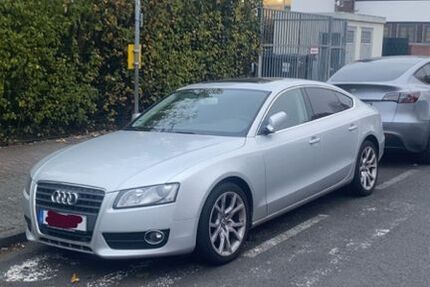 Audi A5 171.000 km 7.900 &euro; Frankfurt 60386