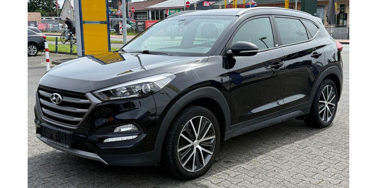 Hyundai TUCSON 280.000 km 8.490 &euro; Ahaus 48683