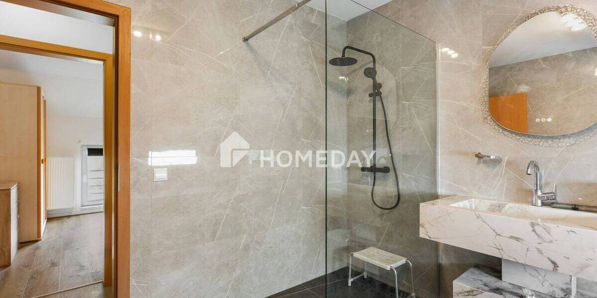Reihenmittelhaus Fisch - 6 Zimmer, 157 m&sup2;, 499.000&euro; | Angebot:26892907