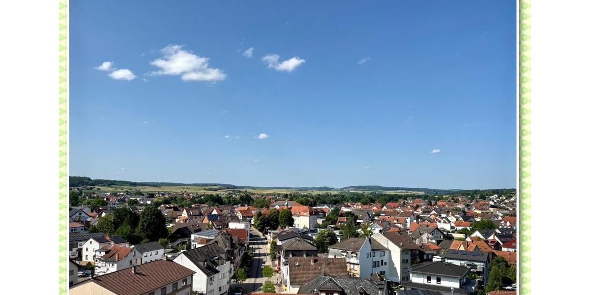 Zentrale 2-Zimmer-PANORAMA-Wohnung, Balkon, EBK, Garage zimmer