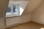 Dachgeschoßwohnung Lübeck Sankt Jürgen - 1 Zimmer, 25 m&sup2;, 289&euro; | Angebot:25442919