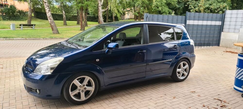 Corolla Verso
