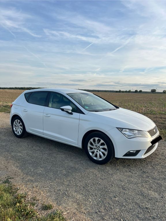 Seat Leon 178.300 km 7.400 € Hamburg 22089