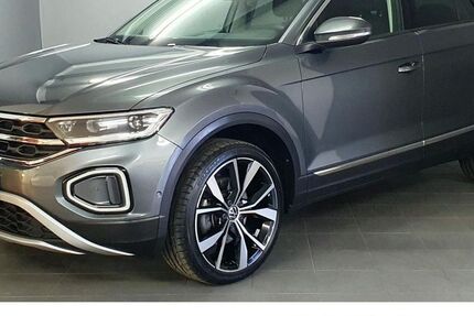 VW T-Roc 16.620 km 33.870 € Blaubeuren 89143