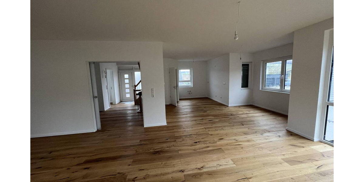 Einfamilienhaus Langgöns Oberkleen Oberkleen - 8 Zimmer, 200 m&sup2;, 699.000&euro; | Angebot:26290264