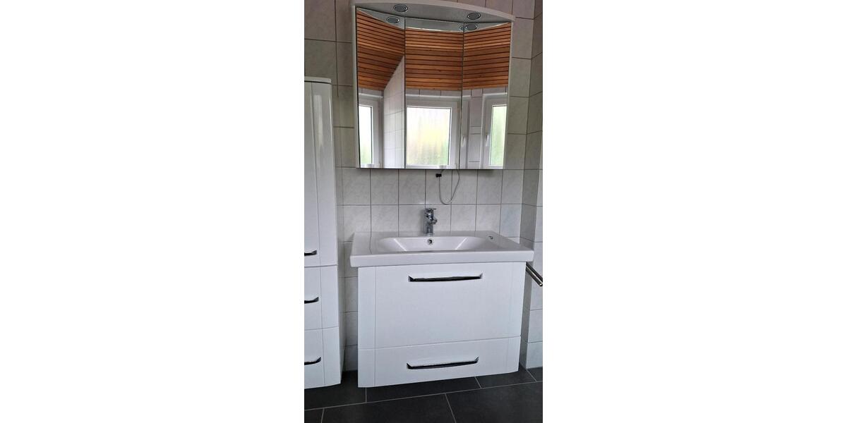 Mehrfamilienhaus, Wohnhaus Fuldatal - 7 Zimmer, 176 m&sup2;, 269.000&euro; | Angebot:27165637