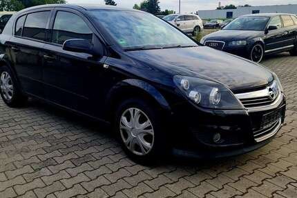 Opel Astra 149.000 km 2.300 € Schwandorf 92421