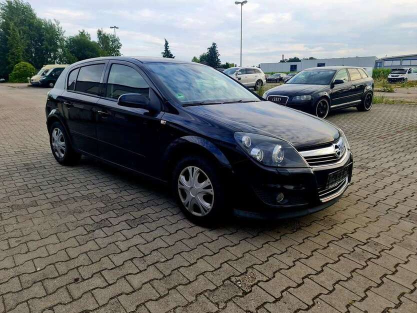 Opel Astra 149.000 km 2.300 € Schwandorf 92421