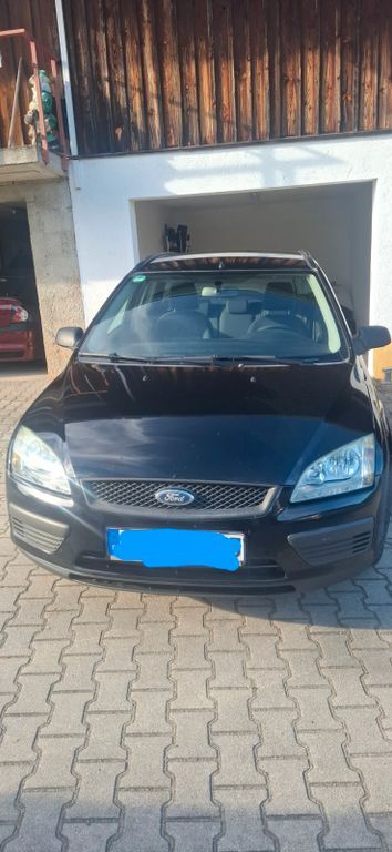 Ford Focus 257.330 km 2.250 € Thurmansbang 94169