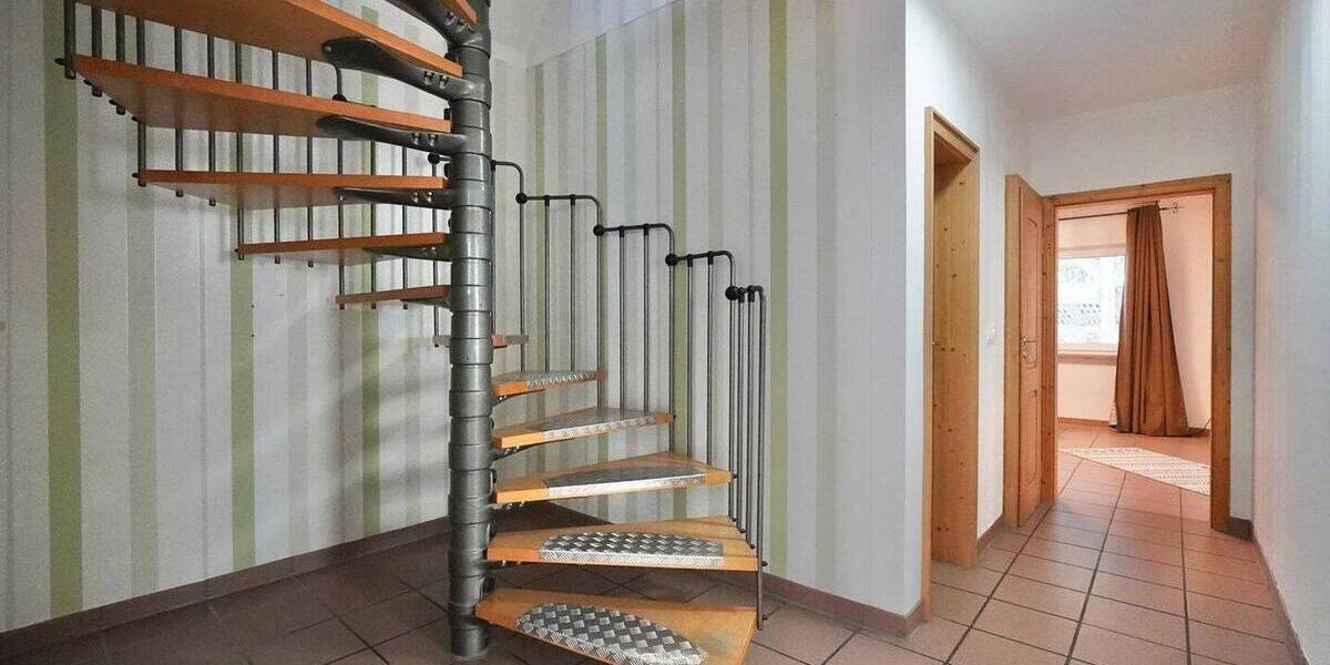 Einfamilienhaus Raunheim - 6 Zimmer, 128 m&sup2;, 2.000&euro; | Angebot:25927502