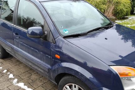 Ford Fusion 81.000 km 1.999 &euro; München 81241