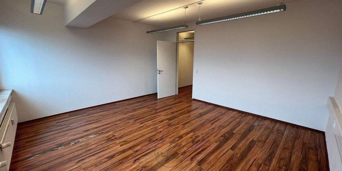 Gewerbeobjekt Hamburg Hamm - 4 Zimmer, 140 m&sup2;, 1.330&euro; | Angebot:26702646
