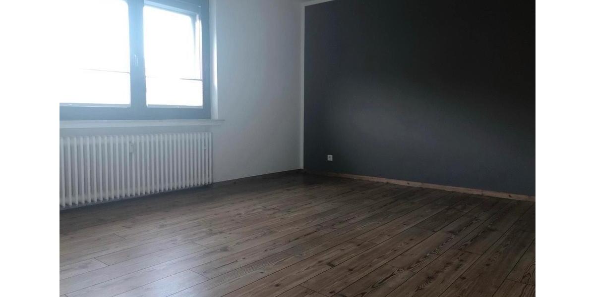 Einfamilienhaus Bad Wildungen - 8 Zimmer, 226 m&sup2;, 199.000&euro; | Angebot:26857853