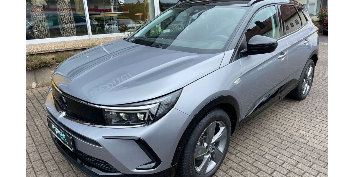 Opel Grandland (X) 31.450 km 23.950 &euro; Ochsenfurt 97199