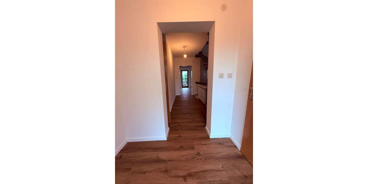 Großzügiges Reiheneckhaus mit Doppelgarage zur Miete direkt in Altdorf 6 zimmer